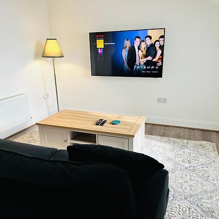 Barnet House Serviced Apartments Dunfermline Ngoại thất bức ảnh
