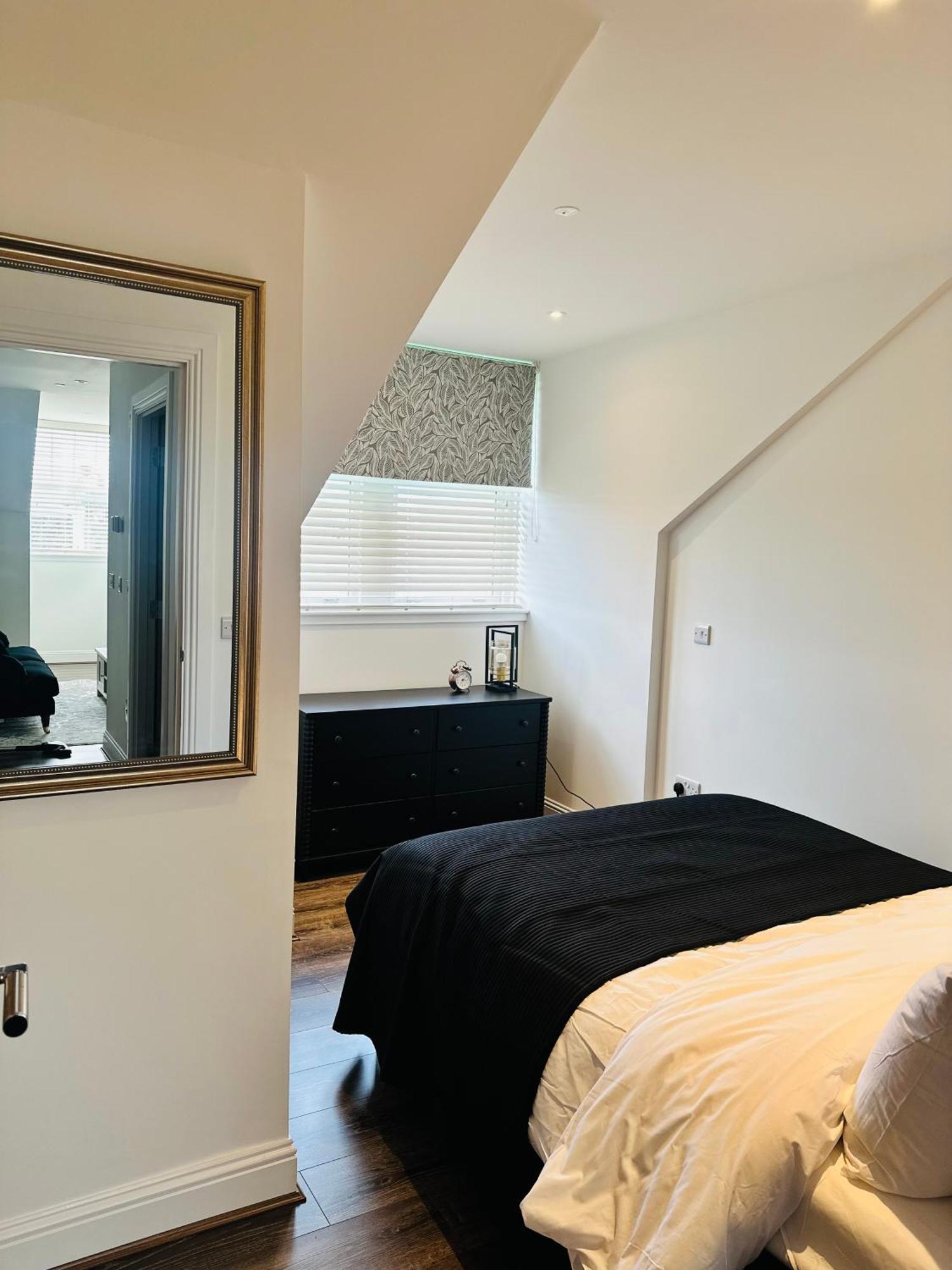 Barnet House Serviced Apartments Dunfermline Ngoại thất bức ảnh